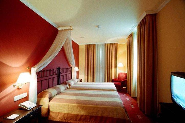 Bedroom 3, Fraga do Eume, A Coruña