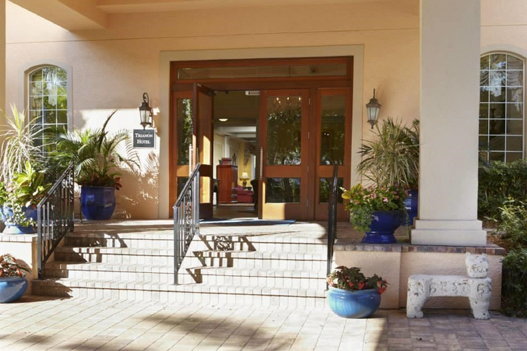 Public Area 4, Trianon Old Naples Hotel, Collier