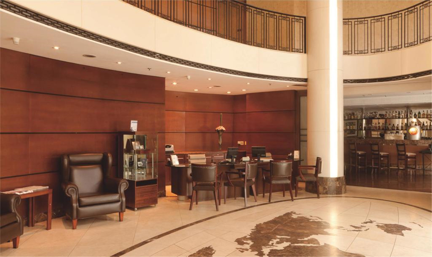 Public Area 3, Estanplaza Funchal - Faria Lima, São Paulo
