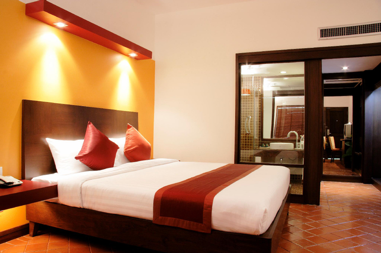 All Seasons Naiharn Phuket, Pulau Phuket