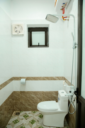 Bathroom 4, Hang Mua Family Homestay, Hoa Lư
