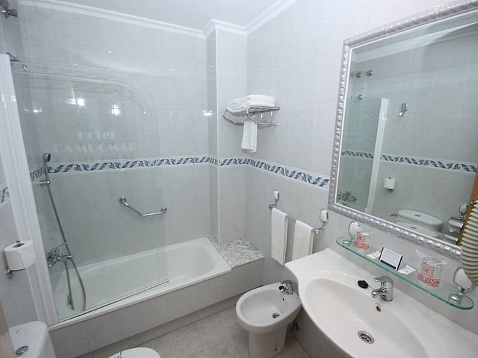 Bathroom 4, Campomar, Pontevedra