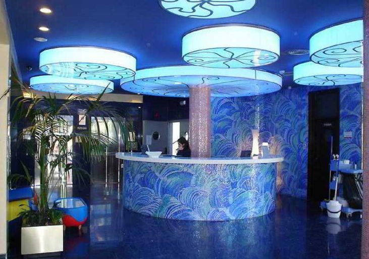 Public Area 2, MAGIC INN, Castellón
