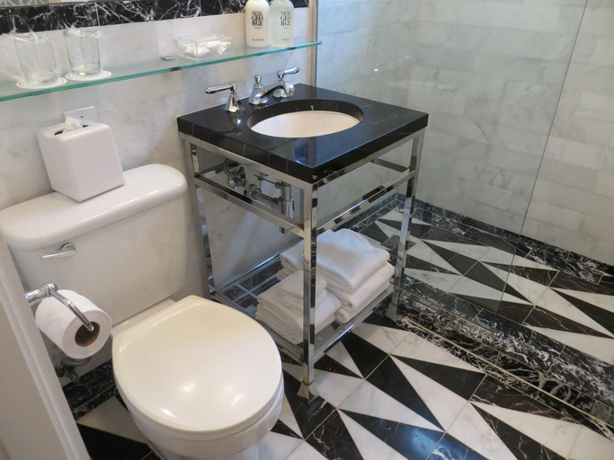 Bathroom 4, Maison 140, Los Angeles