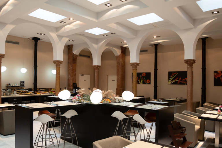 Food & Drinks 5, Petit Palace Plaza Malaga, Málaga