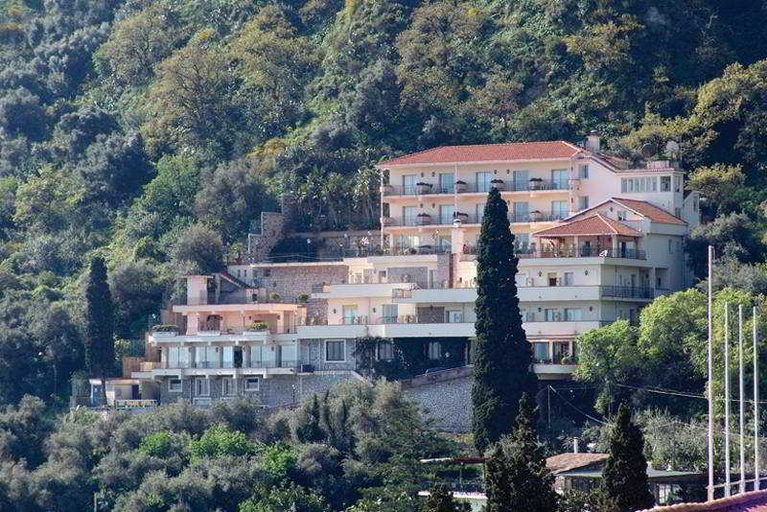 Exterior & Views 2, Bay Palace, Messina