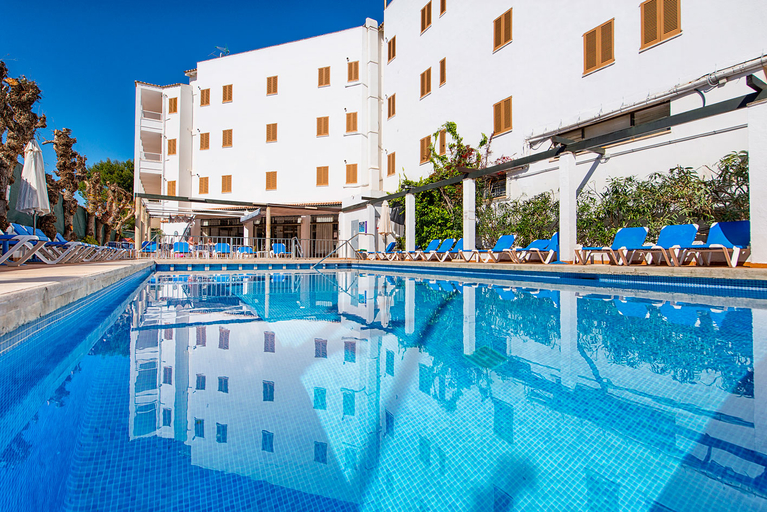 Sport & Beauty 4, Arcos Playa Apts, Baleares