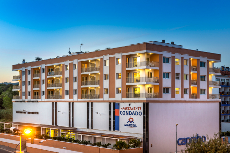 Exterior & Views 1, Apartaments Condado, Girona