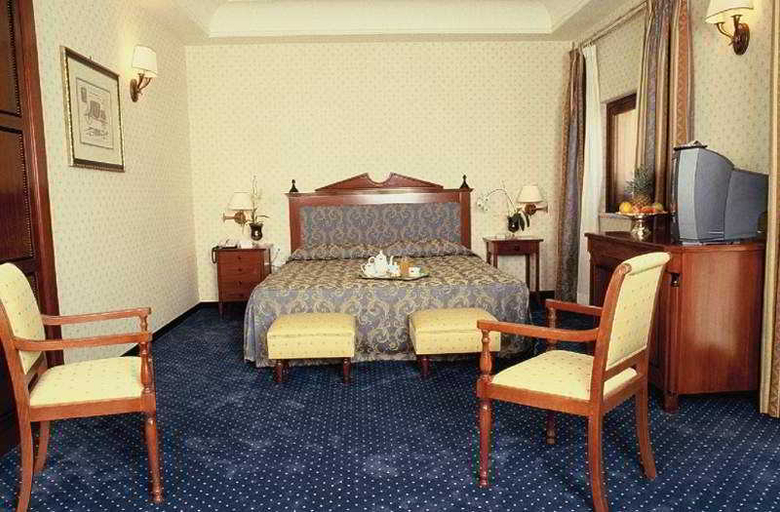 Bedroom 2, Hotel Federico II Centrale Palace, Palermo