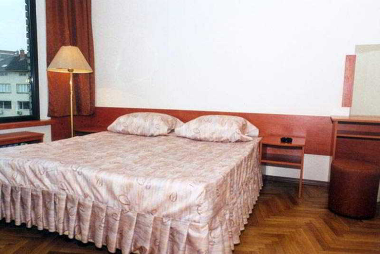 Bedroom 2, Serdika, Stolichna