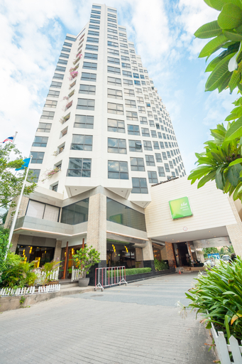 The Seasons Pattaya, Pattaya