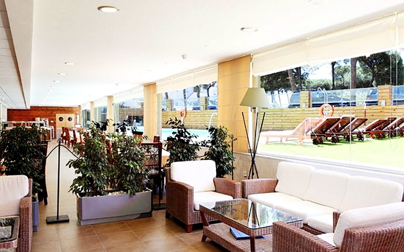 Public Area 3, On Family Islantilla, Huelva