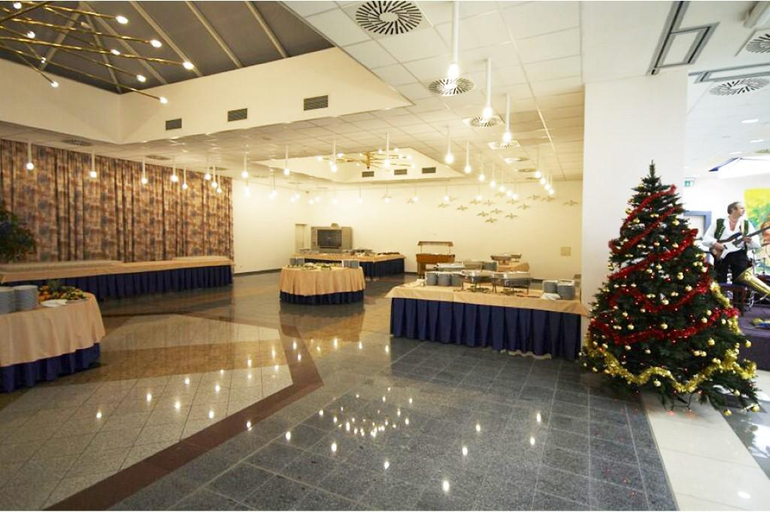 Public Area 3, Hotel Tristar, Praha 7