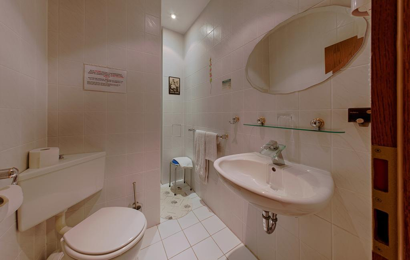 Bathroom 4, Waldschlösschen, Dahme-Spreewald
