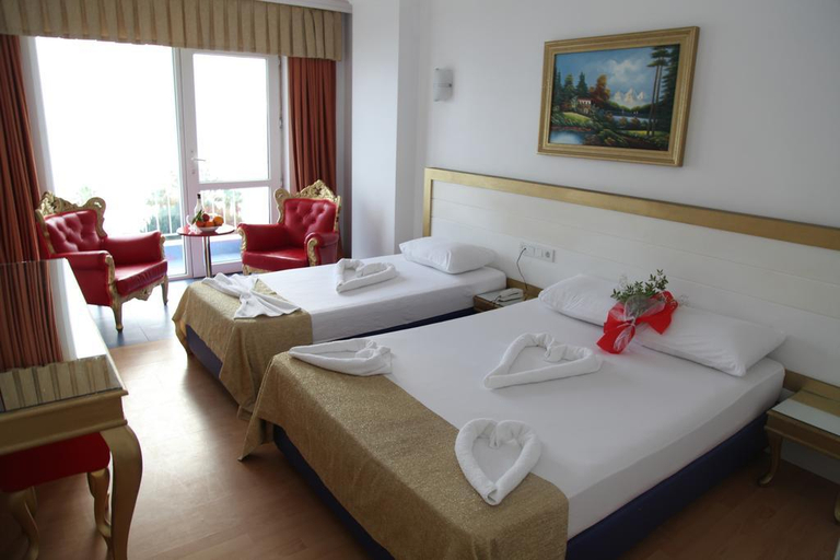 Bedroom 3, Kristal Beach Hotel, Antalya