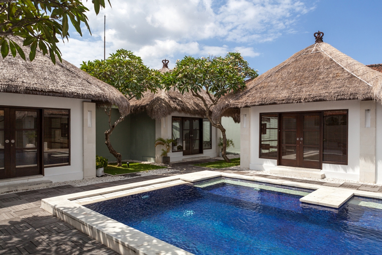 Swimming Pool 1