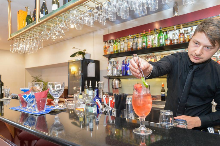 Food & Drinks 5, Lido Palace Hotel, Genova