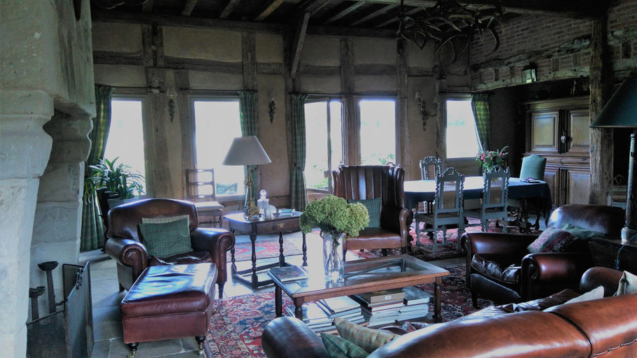 Public Area 4, Ferme de la Haye, Seine-Maritime