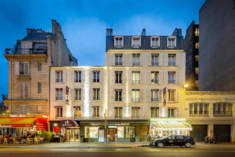Exterior & Views