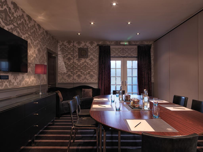 Business Facilities