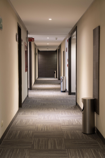 Public Area 3, Hotel Riazor Aeropuerto, Mexico City