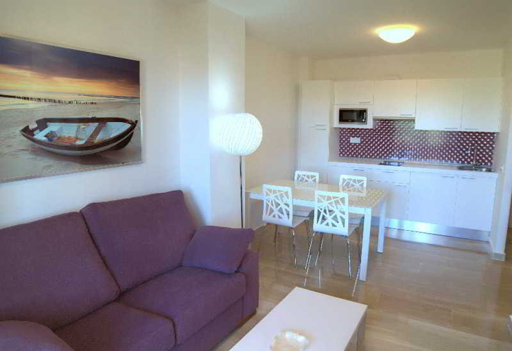 Public Area, Leo Canela, Huelva