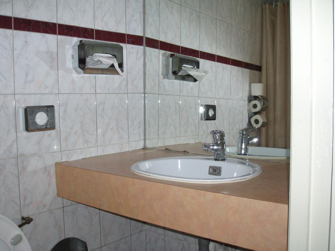 Bathroom 5, Manofa, Amsterdam