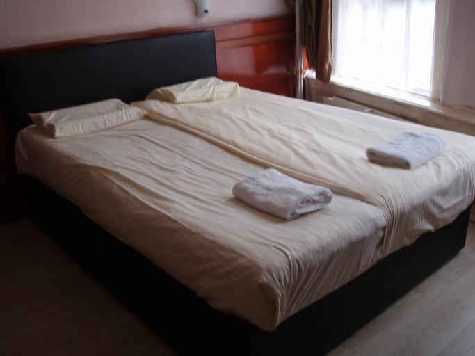 Bedroom 3, Manofa, Amsterdam