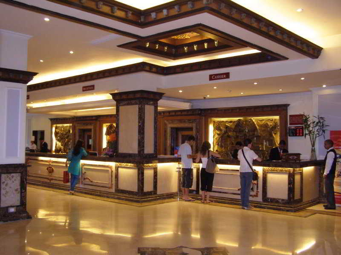 Public Area 4, The Suryaa New Delhi, Delhi