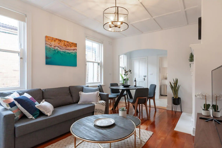 Others 1, Luxurious Heritage Home With Harbour Bridge Views, Sydney