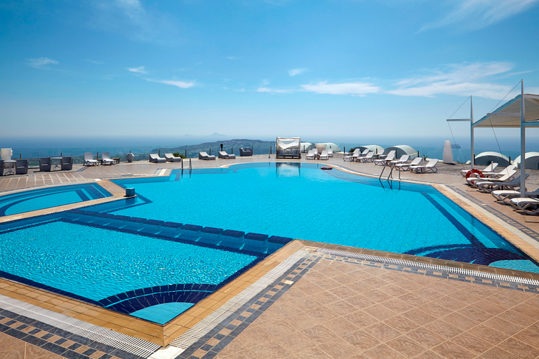 Sport & Beauty 2, Smy Orizontes and Villas, South Aegean