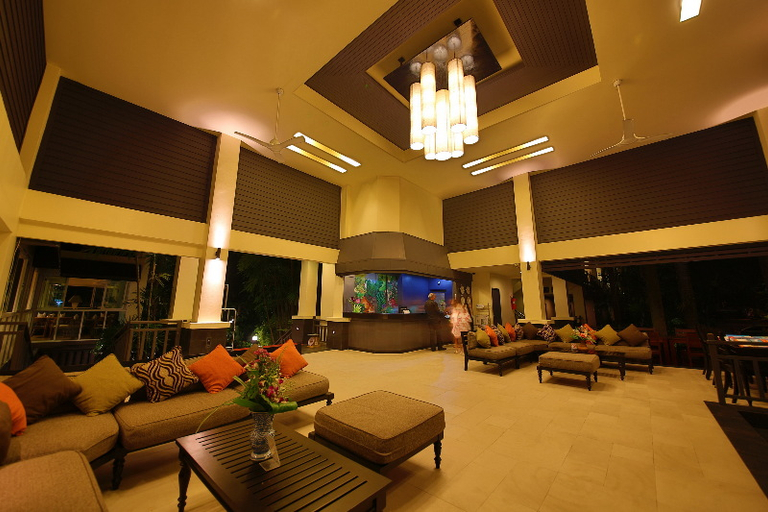 Public Area 4, Green Park Resort, Pattaya