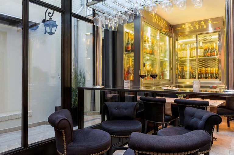 Public Area 3, Hôtel Dalila, Paris