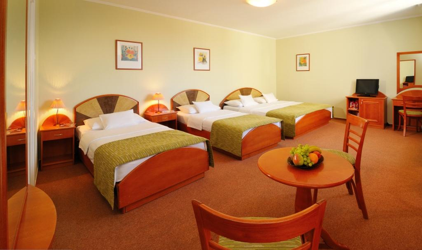Bedroom 4, Baross Hotel by Mellow Mood Hotels, Budapesti