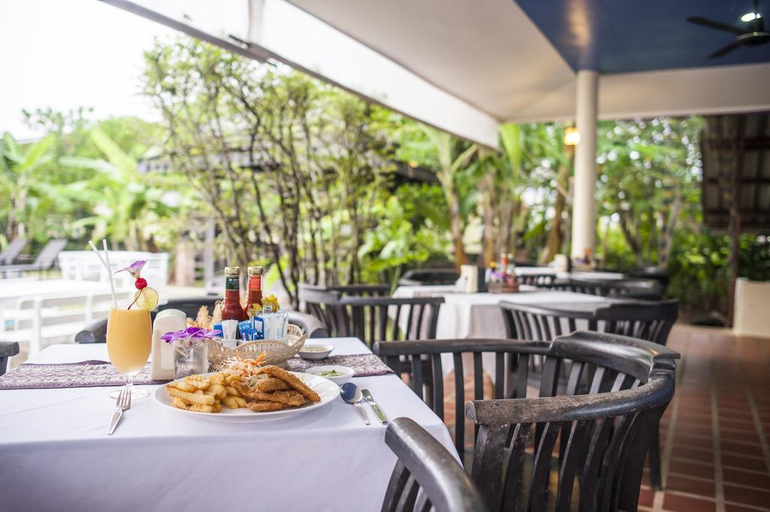 Food & Drinks, Kasalong Phuket Resort, Pulau Phuket