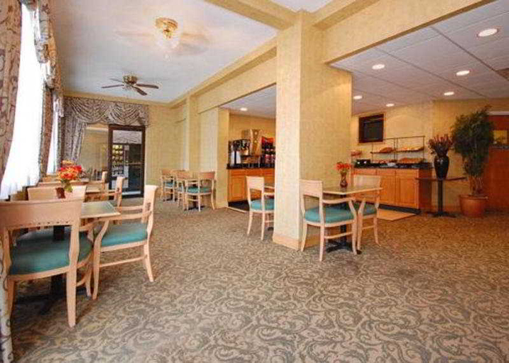 Public Area, Four Points by Sheraton Atlanta Airport West, Fulton