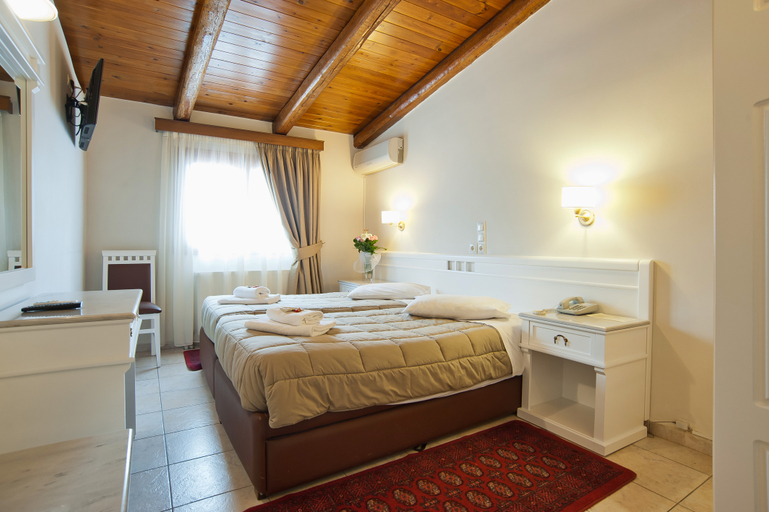 Bedroom 3, Parnassos Delphi Hotel, Central Greece