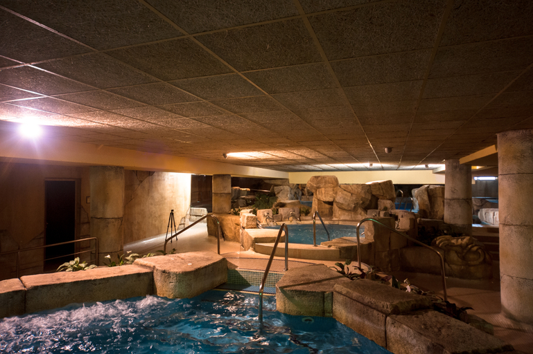 Public Area 4, Playazimbali, Almería