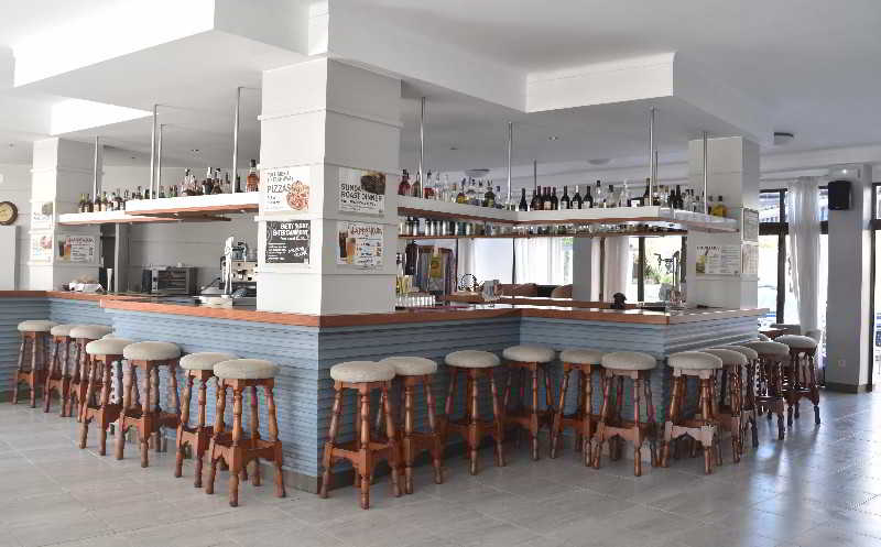 Food & Drinks 5, Arcos Playa Apts, Baleares