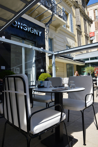 Food & Drinks 5, Hotel & Appartment Monsigny, Alpes-Maritimes