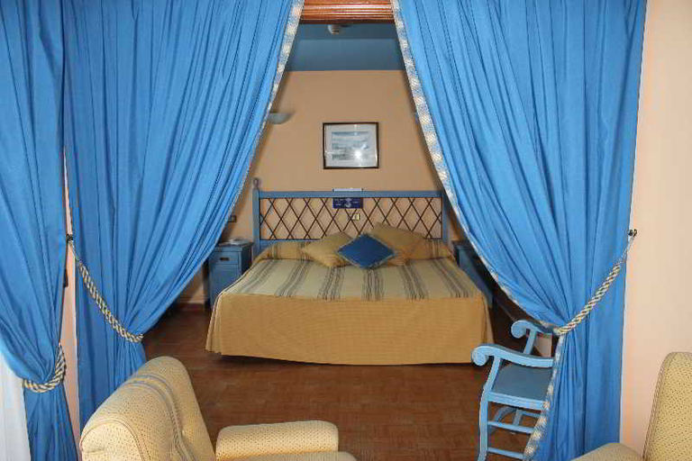 Bedroom 3, Alda Bueumar, Pontevedra