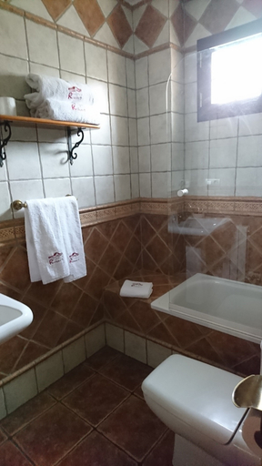 Bathroom 4, Hospedería Los Cahorros, Granada