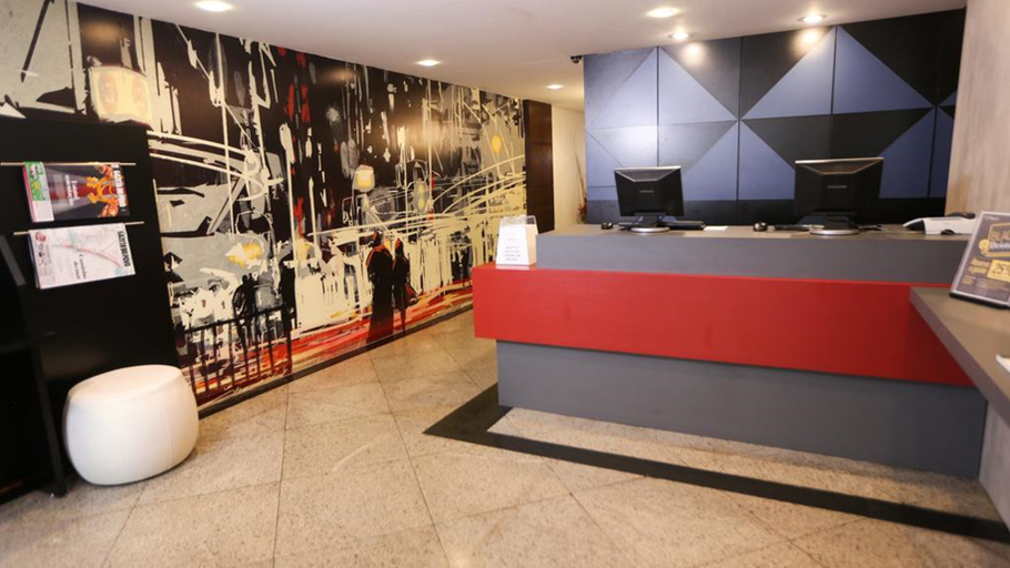 Public Area 2, Bristol Metropolitan Flat, Curitiba