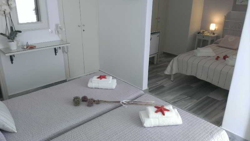 Bathroom 4, Cyclades, South Aegean