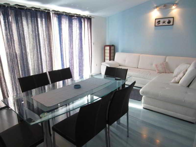 Bedroom 3, Apartmani Kelam, Okrug