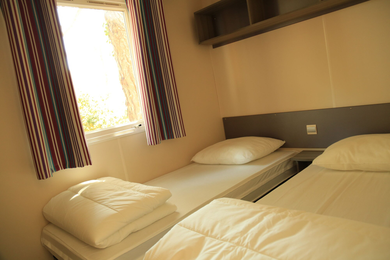 Bedroom 3, Ushuaïa Villages Camping Figurotta, Aude