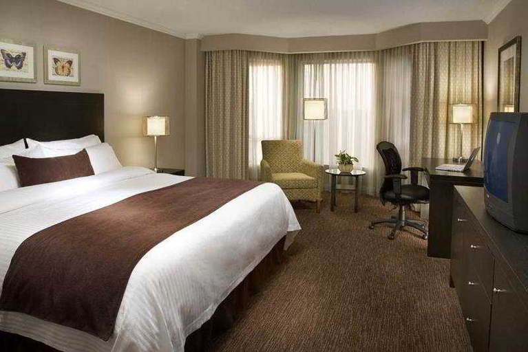 Bedroom 3, Delta Hotels Toronto East, Toronto