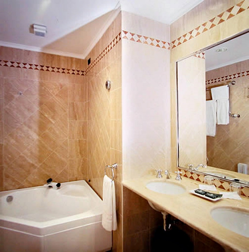 Bathroom 4, Hotel Valle, Rome