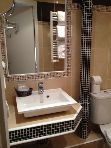 Bathroom, Prony, Paris