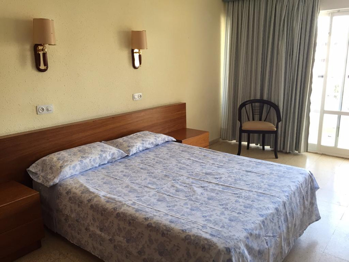 Bedroom 5, Hostal Roberto, Baleares